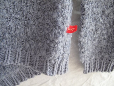 BENGH per Principesse  - Bouclé-Pullover rauchblau mit Herz