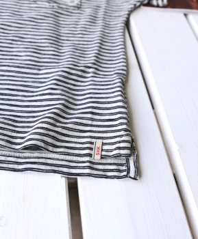 Scotch Shrunk - tee with dropped shoulder styling and artwork