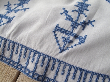 nice things mini - embroidered skirt