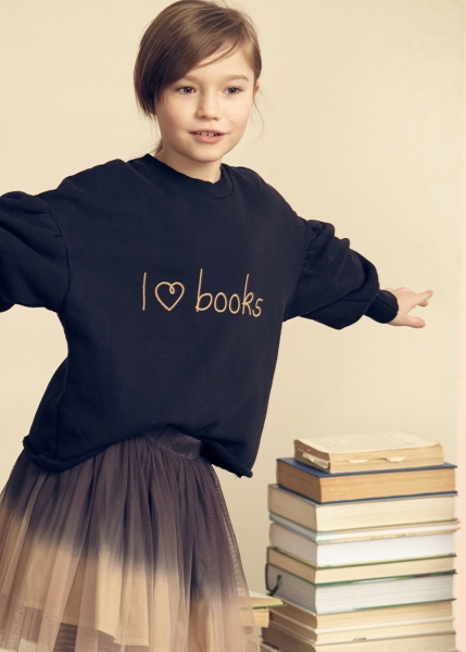kids on the moon - "I love books" sweatshirt