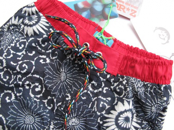 Bor*z -  Badeshorts blau gemustert