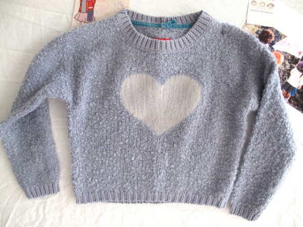 BENGH per Principesse  - Bouclé-Pullover rauchblau mit Herz